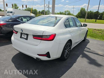 2020 BMW 3 Series Sedan 330i xDrive - miniatura 3