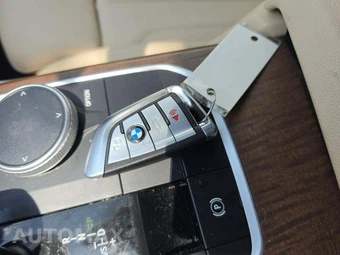 2020 BMW 3 Series Sedan 330i xDrive - miniatura 8