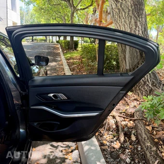 2020 BMW 3 Series Sedan 330i xDrive - miniatura 20