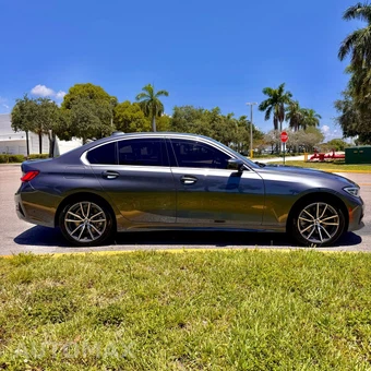2020 BMW 3 Series Sedan 330i xDrive - miniatura 8