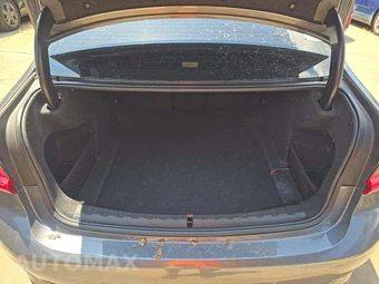2020 BMW 3 Series Sedan 330i xDrive - miniatura 14