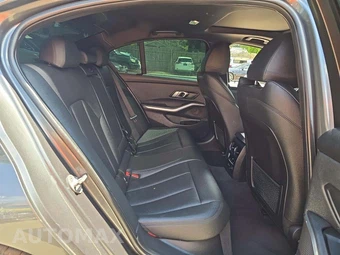 2020 BMW 3 Series Sedan 330i xDrive - miniatura 16