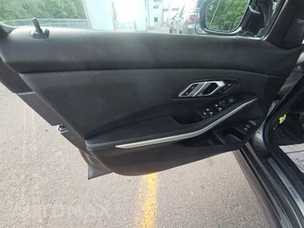 2020 BMW 3 Series Sedan 330i xDrive - miniatura 9