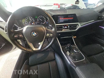 2020 BMW 3 Series Sedan 330i xDrive - miniatura 11