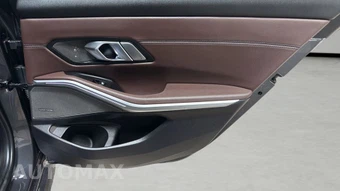 2020 BMW 3 Series Sedan 330i xDrive LUXURY LINE - miniatura 12