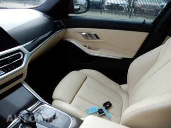 2020 BMW 3 Series Sedan 330i xDrive SPORT LINE - miniatura 15