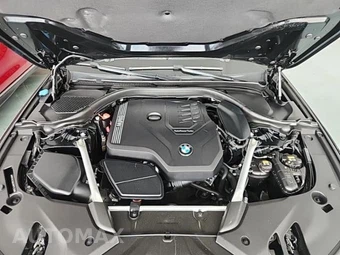 2020 BMW 5 Series 530I - miniatura 14