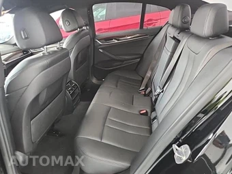 2020 BMW 5 Series 530I - miniatura 16