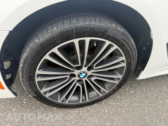 2020 BMW 5 Series Sedan 530i - miniatura 14