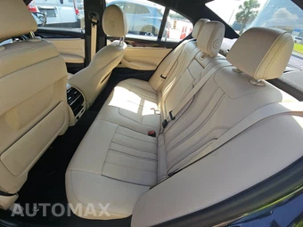 2020 BMW 5 Series Sedan 530i xDrive LUXURY LINE - miniatura 13
