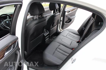 2020 BMW 5 Series Sedan 530i xDrive - miniatura 24