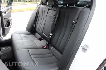 2020 BMW 5 Series Sedan 530i xDrive - miniatura 28