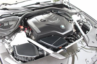 2020 BMW 5 Series Sedan 530i xDrive - miniatura 48