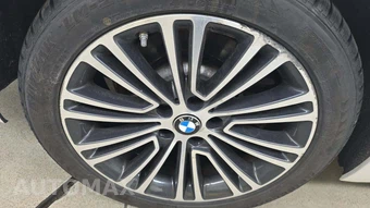 2020 BMW 5 Series Sedan 530i xDrive - miniatura 21