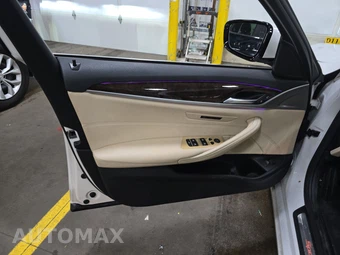 2020 BMW 5 Series Sedan 530i xDrive - miniatura 9