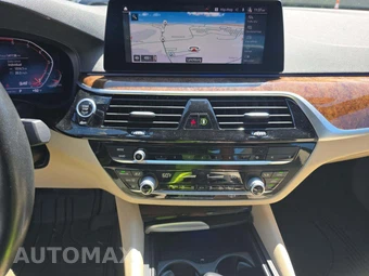 2020 BMW 5 Series Sedan 530i xDrive - miniatura 10