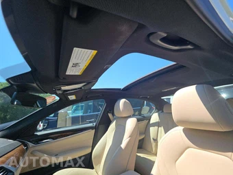 2020 BMW 5 Series Sedan 530i xDrive - miniatura 11