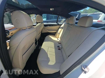 2020 BMW 5 Series Sedan 530i xDrive - miniatura 13