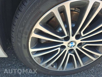 2020 BMW 5 Series Sedan 530i xDrive - miniatura 24