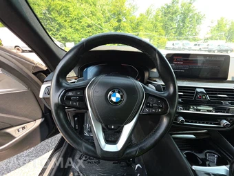 2020 BMW 5 Series Sedan 530i xDrive - miniatura 10