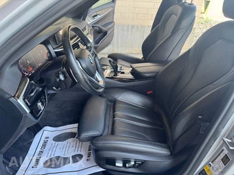 2020 BMW 5 Series Sedan 530i xDrive - miniatura 12
