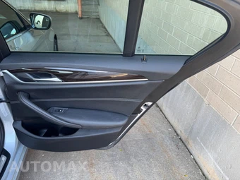 2020 BMW 5 Series Sedan 530i xDrive - miniatura 19