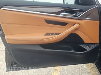 2020 BMW 5 Series Sedan 530i xDrive - miniatura 9