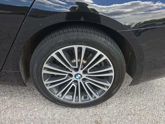 2020 BMW 5 Series Sedan 530i xDrive - miniatura 23
