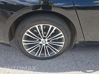 2020 BMW 5 Series Sedan 530i xDrive - miniatura 25