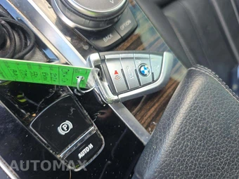 2020 BMW 5 Series Sedan 530i xDrive - miniatura 5