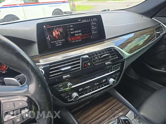 2020 BMW 5 Series Sedan 530i xDrive - miniatura 7