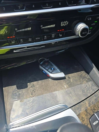 2020 BMW 5 Series Sedan 540i M SPORT LINE - miniatura 5