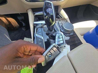 2020 BMW 5 Series Sedan 540i SPORT LINE - miniatura 8