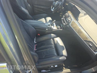 2020 BMW 5 Series Sedan 540i xDrive - miniatura 8