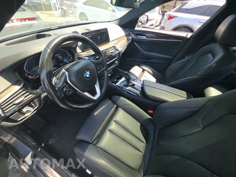 2020 BMW 5 Series Sedan iPerformance - miniatura 11