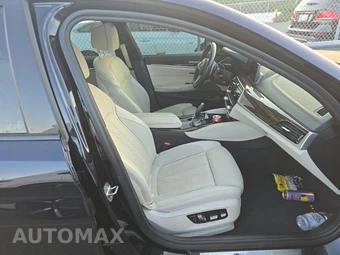 2020 BMW 5 Series Sedan M550i xDrive - miniatura 8