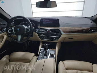2020 BMW 5 Series Sedan M550i xDrive - miniatura 11