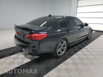 2020 BMW 5 Series Sedan M550i xDrive - miniatura 4