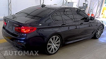 2020 BMW 5 Series Sedan M550i xDrive - miniatura 4