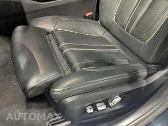2020 BMW 5 Series Sedan M550i xDrive - miniatura 25