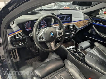 2020 BMW 5 Series Sedan M550i xDrive - miniatura 28