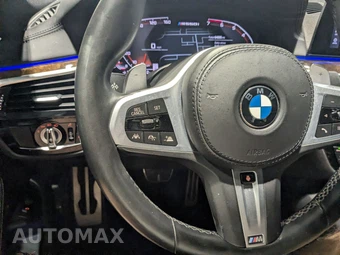 2020 BMW 5 Series Sedan M550i xDrive - miniatura 31