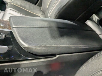 2020 BMW 5 Series Sedan M550i xDrive - miniatura 43