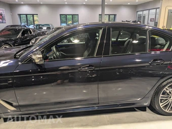 2020 BMW 5 Series Sedan M550i xDrive - miniatura 5