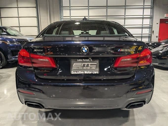 2020 BMW 5 Series Sedan M550i xDrive - miniatura 8