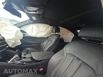 2020 BMW 5 Series Sedan M550i xDrive - miniatura 18