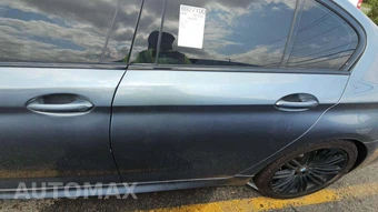 2020 BMW 5 Series Sedan M550i xDrive - miniatura 40