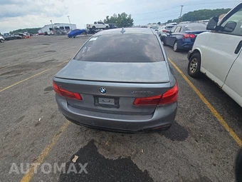 2020 BMW 5 Series Sedan M550i xDrive - miniatura 5