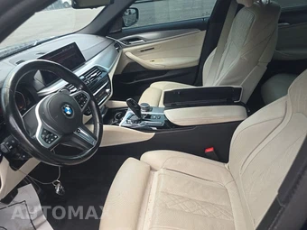 2020 BMW 5 Series Sedan M550i xDrive - miniatura 7