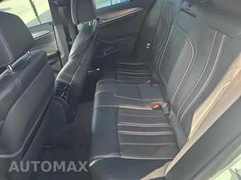 2020 BMW 5 Series Sedan M550i xDrive - miniatura 16